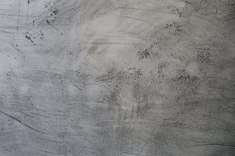 Techniczne aspekty uzyskania efektu betonu na ścianie wewnątrz pomieszczeń