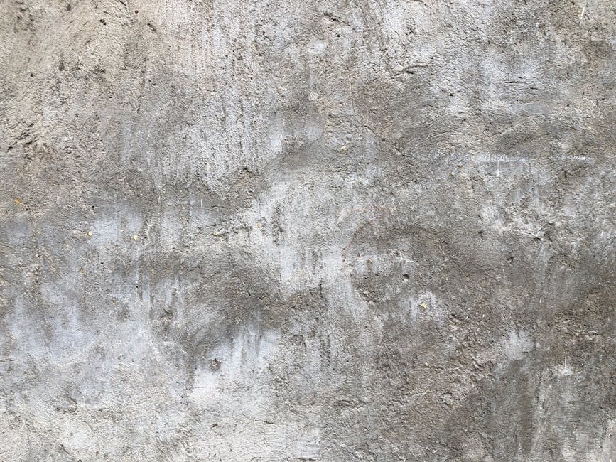 zbliżenie na surową fakturę betonu architektonicznego z widocznymi porami